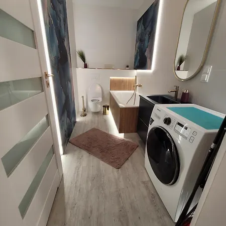 Appartement Apartament Cien Wiatru Z Wanna I Widokiem Na Jezioro *