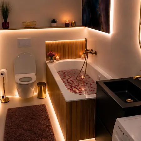 Cien Wiatru Z Wanna I Widokiem Na Jezioro Apartmán